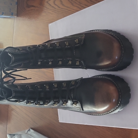 Madden girl boots size 7M - Picture 2 of 4